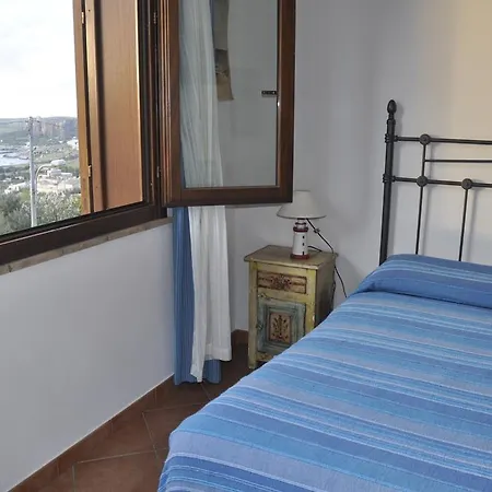 Punto De Vista Bed & Breakfast 3*