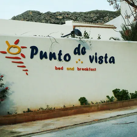 Punto De Vista Makari Bed & Breakfast